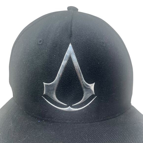 Assassin’s Creed Snapback Hat Black Flat Bill Embroidered Logo Gamer Ubisoft Cap - Picture 7 of 11